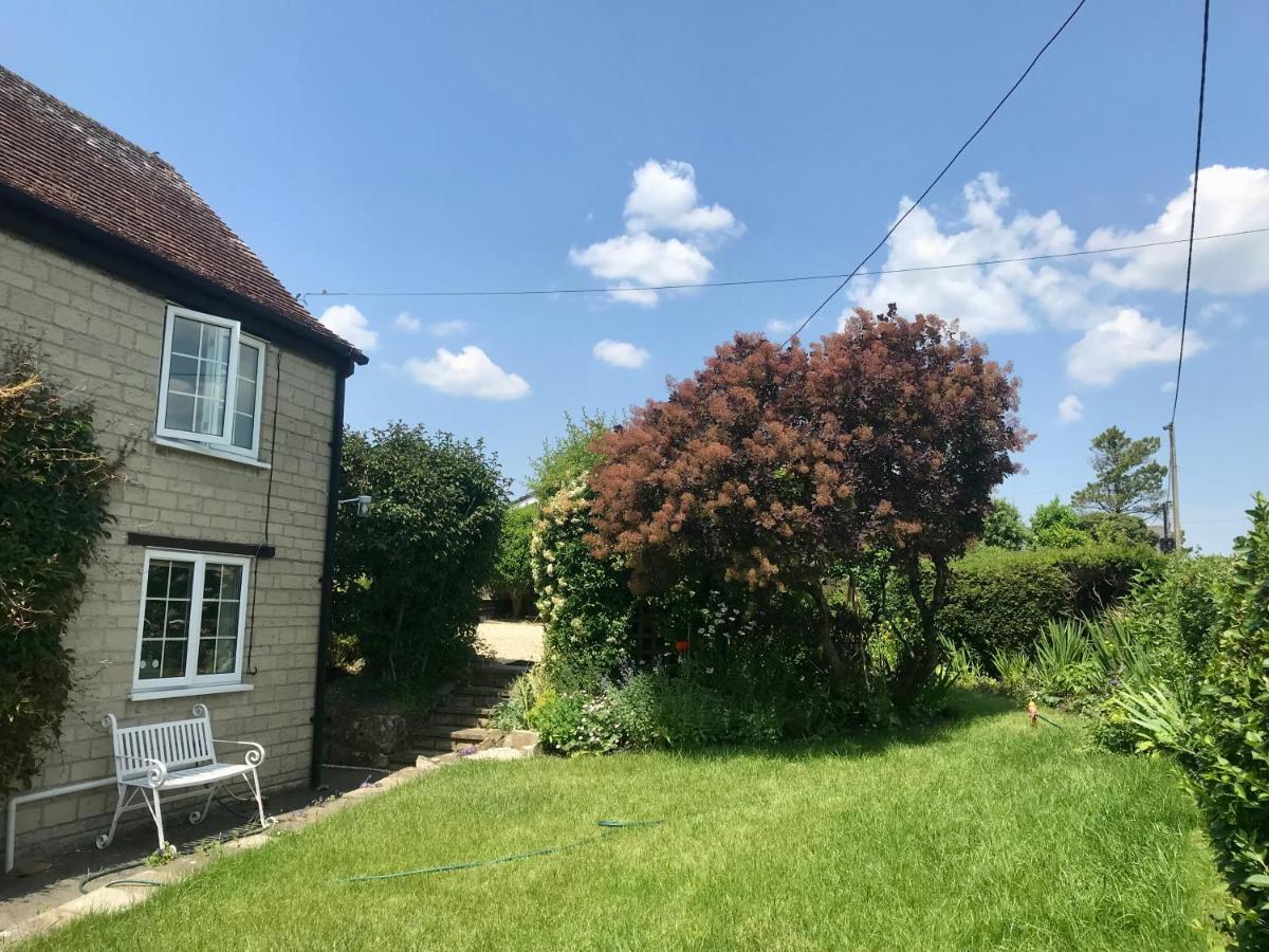 Charming Modernized Country Cottage Near Mere, Wiltshire Mere  ภายนอก รูปภาพ